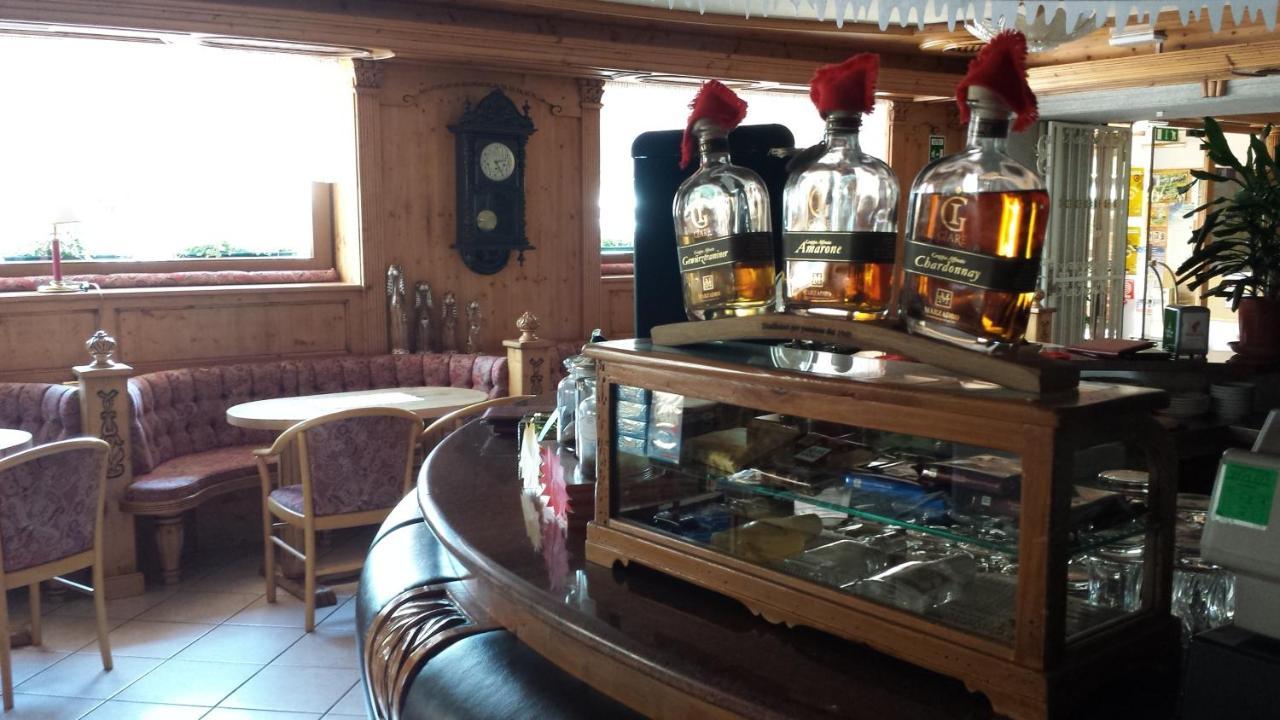 Alpen Hotel Vidi Мадонна-ді-Кампільйо Екстер'єр фото