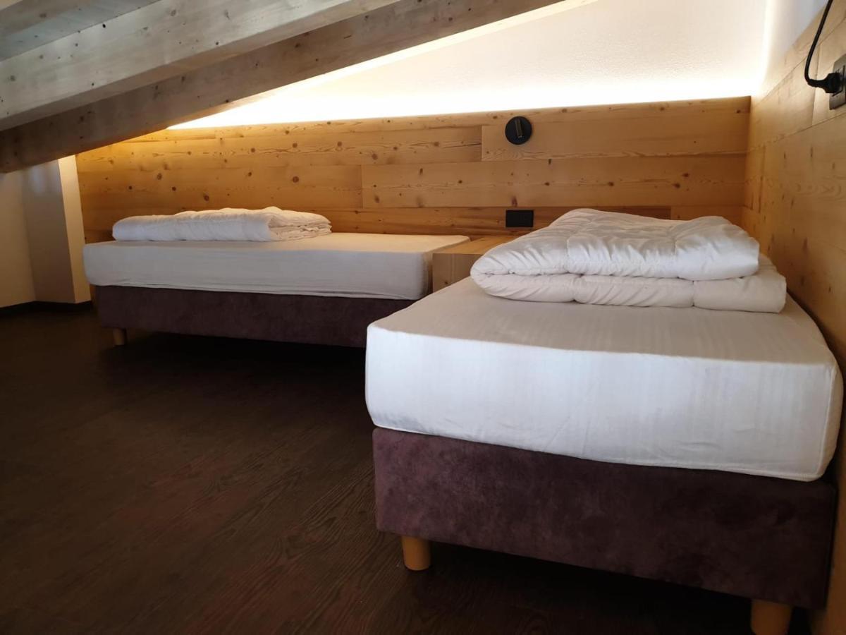 Alpen Hotel Vidi Мадонна-ді-Кампільйо Екстер'єр фото