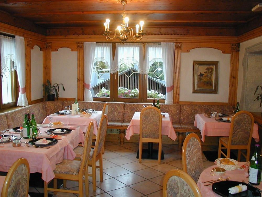 Alpen Hotel Vidi Мадонна-ді-Кампільйо Екстер'єр фото